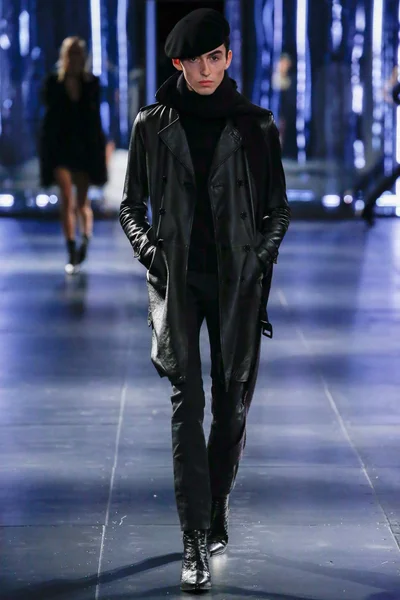 Look 31